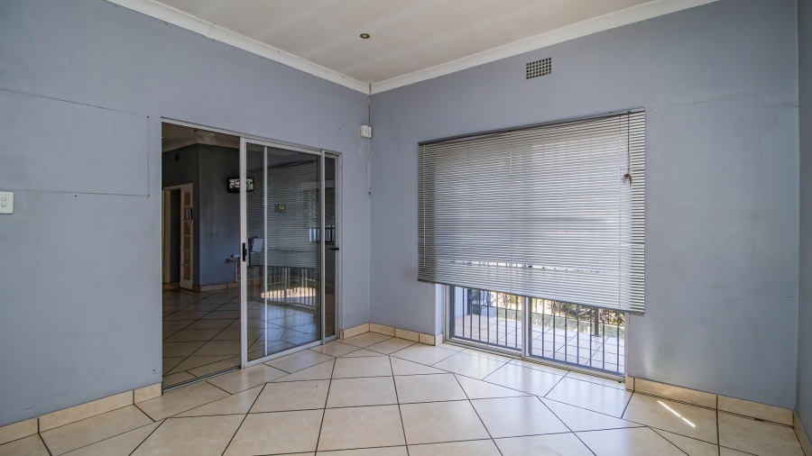 To Let Commercial Property for Rent in Edenvale Central Gauteng