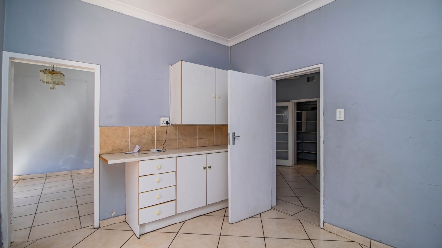 To Let Commercial Property for Rent in Edenvale Central Gauteng