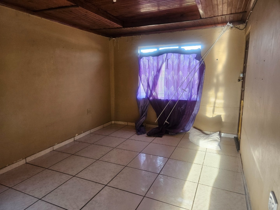 1 Bedroom Property for Sale in Daveyton Gauteng