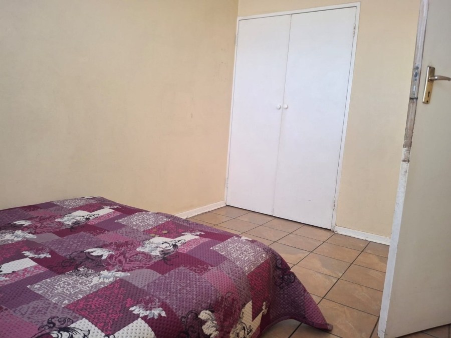 2 Bedroom Property for Sale in Daveyton Gauteng
