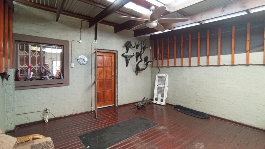 2 Bedroom Property for Sale in Pretorius Park Gauteng
