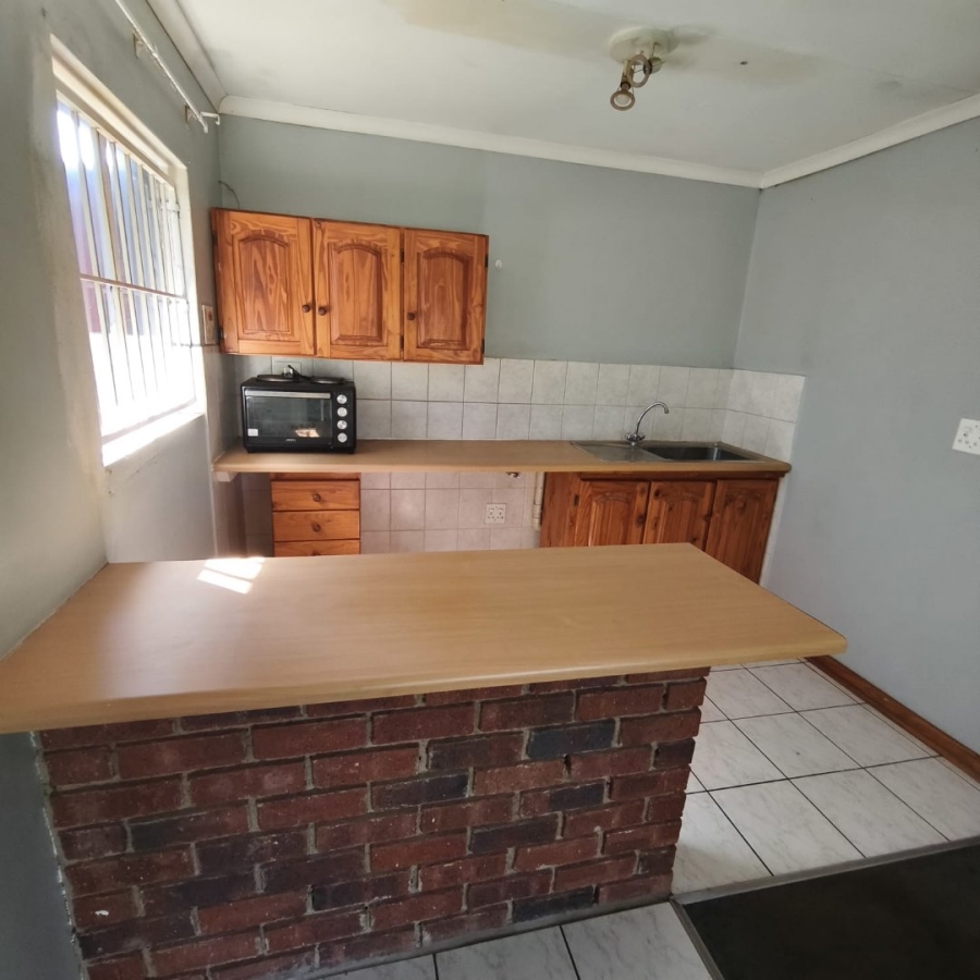 To Let 1 Bedroom Property for Rent in Primrose Gauteng