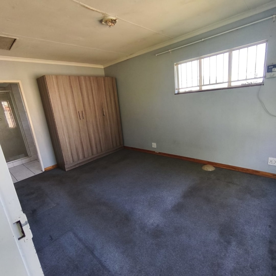 To Let 1 Bedroom Property for Rent in Primrose Gauteng