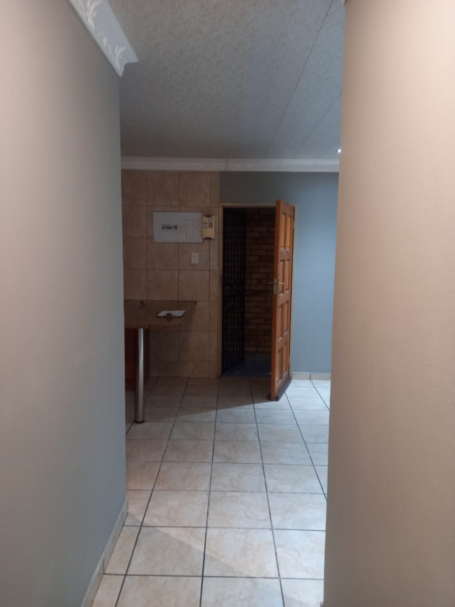 3 Bedroom Property for Sale in Vanderbijlpark SW 5 Gauteng