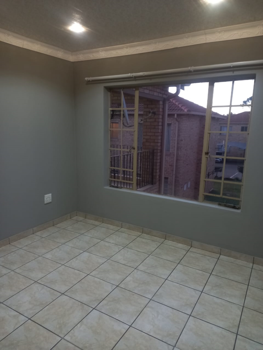 3 Bedroom Property for Sale in Vanderbijlpark SW 5 Gauteng