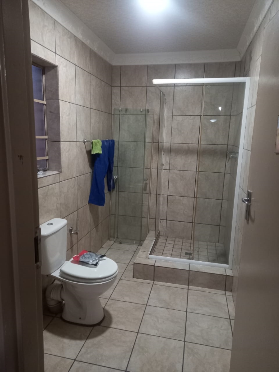 3 Bedroom Property for Sale in Vanderbijlpark SW 5 Gauteng