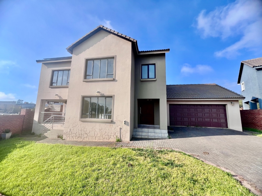3 Bedroom Property for Sale in Bronberg Close Gauteng