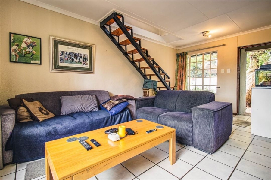 2 Bedroom Property for Sale in Glen Marais Gauteng