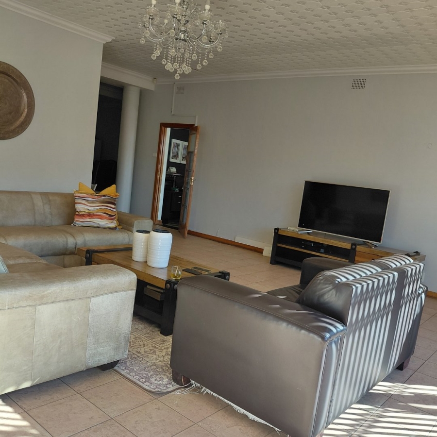 To Let 1 Bedroom Property for Rent in Waterkloof Gauteng