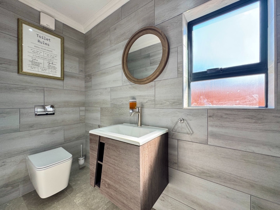 4 Bedroom Property for Sale in Lyttelton Manor Gauteng