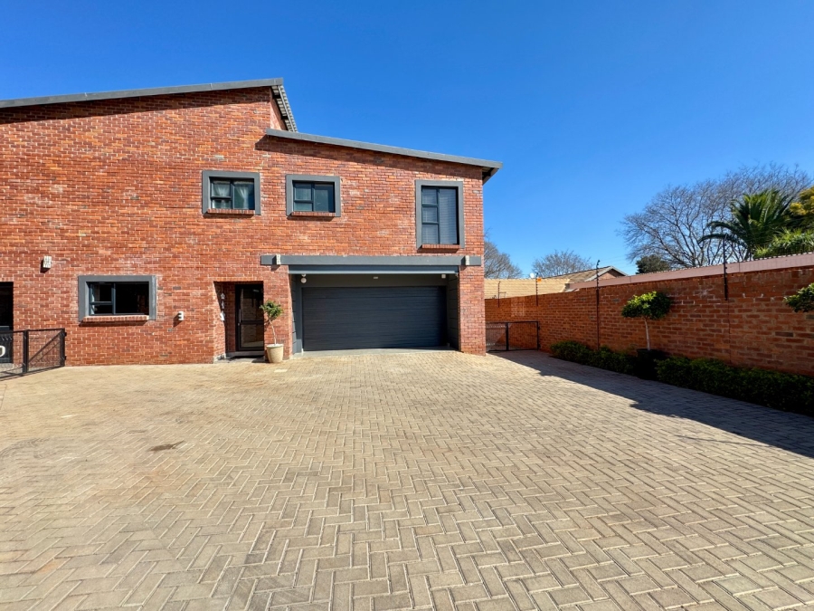 4 Bedroom Property for Sale in Lyttelton Manor Gauteng