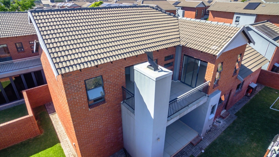 4 Bedroom Property for Sale in Willowbrook Gauteng