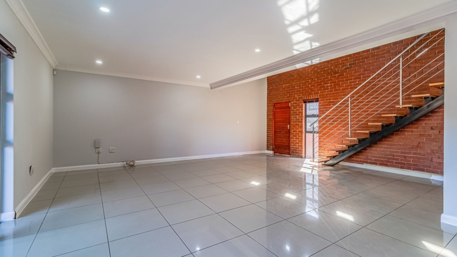 4 Bedroom Property for Sale in Willowbrook Gauteng