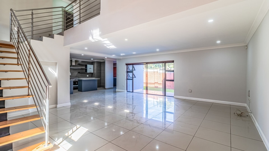 4 Bedroom Property for Sale in Willowbrook Gauteng