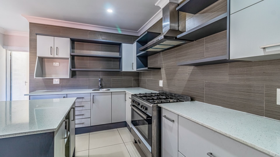 4 Bedroom Property for Sale in Willowbrook Gauteng