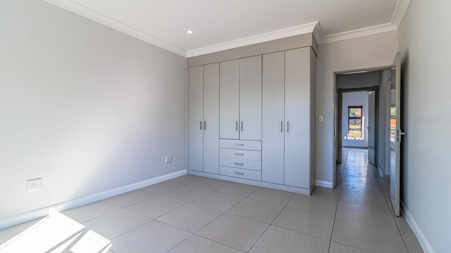 4 Bedroom Property for Sale in Willowbrook Gauteng
