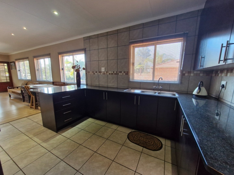 3 Bedroom Property for Sale in Sunward Park Gauteng