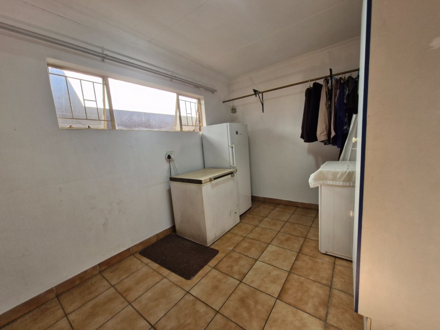 3 Bedroom Property for Sale in Sunward Park Gauteng