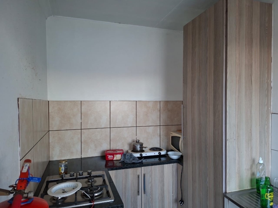 17 Bedroom Property for Sale in Brixton Gauteng