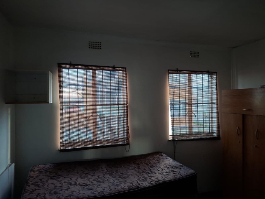 17 Bedroom Property for Sale in Brixton Gauteng