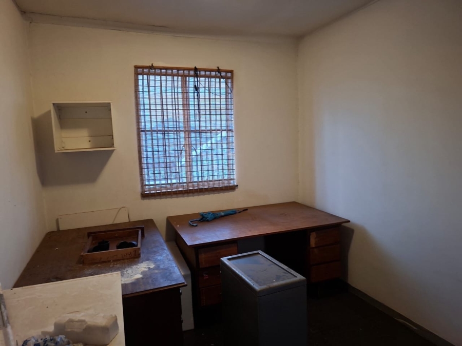 17 Bedroom Property for Sale in Brixton Gauteng