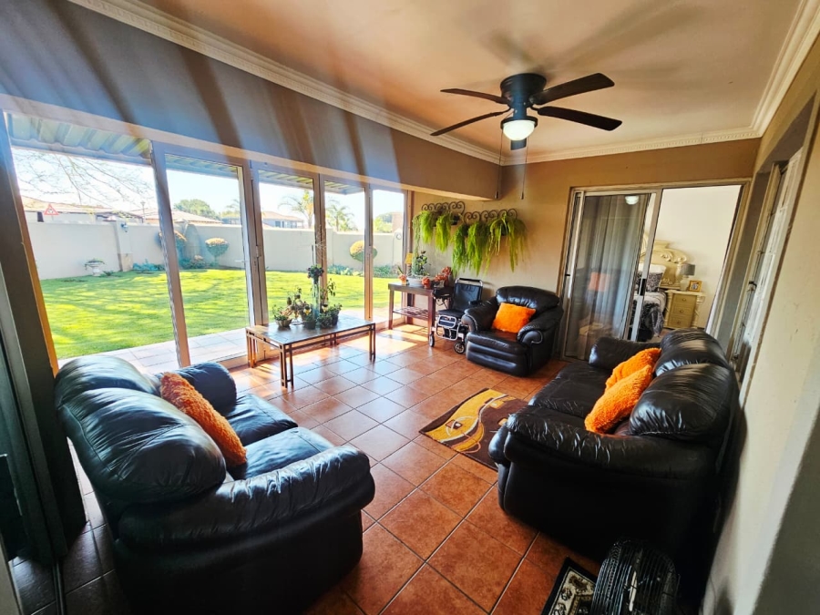 3 Bedroom Property for Sale in Heuwelsig Estate Gauteng