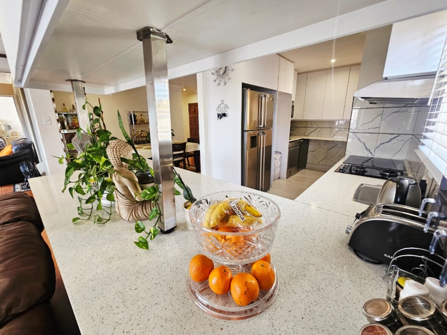 3 Bedroom Property for Sale in Heuwelsig Estate Gauteng