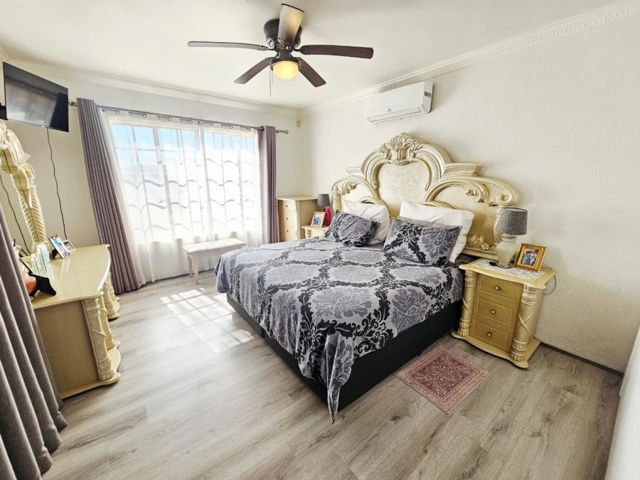 3 Bedroom Property for Sale in Heuwelsig Estate Gauteng