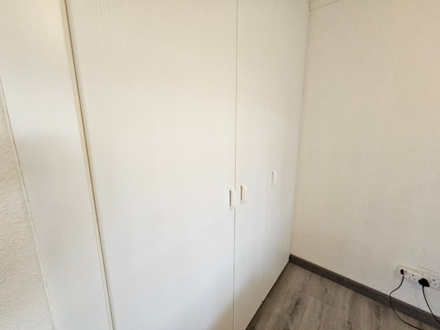 3 Bedroom Property for Sale in Heuwelsig Estate Gauteng