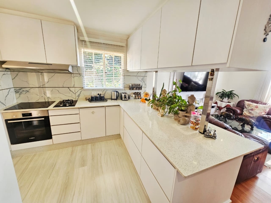 3 Bedroom Property for Sale in Heuwelsig Estate Gauteng