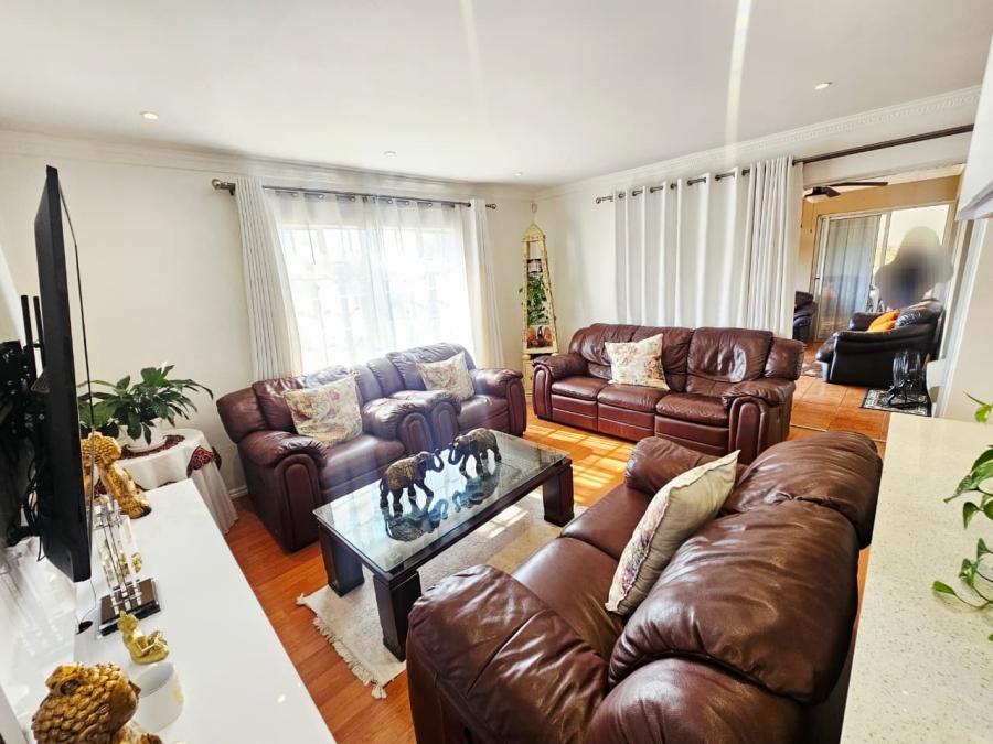 3 Bedroom Property for Sale in Heuwelsig Estate Gauteng