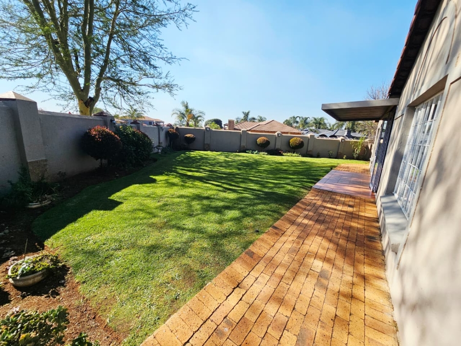 3 Bedroom Property for Sale in Heuwelsig Estate Gauteng