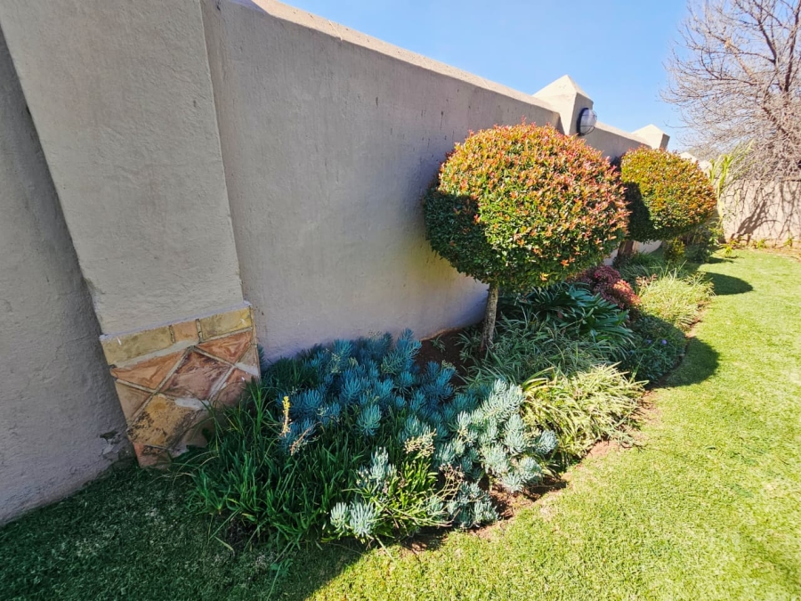 3 Bedroom Property for Sale in Heuwelsig Estate Gauteng