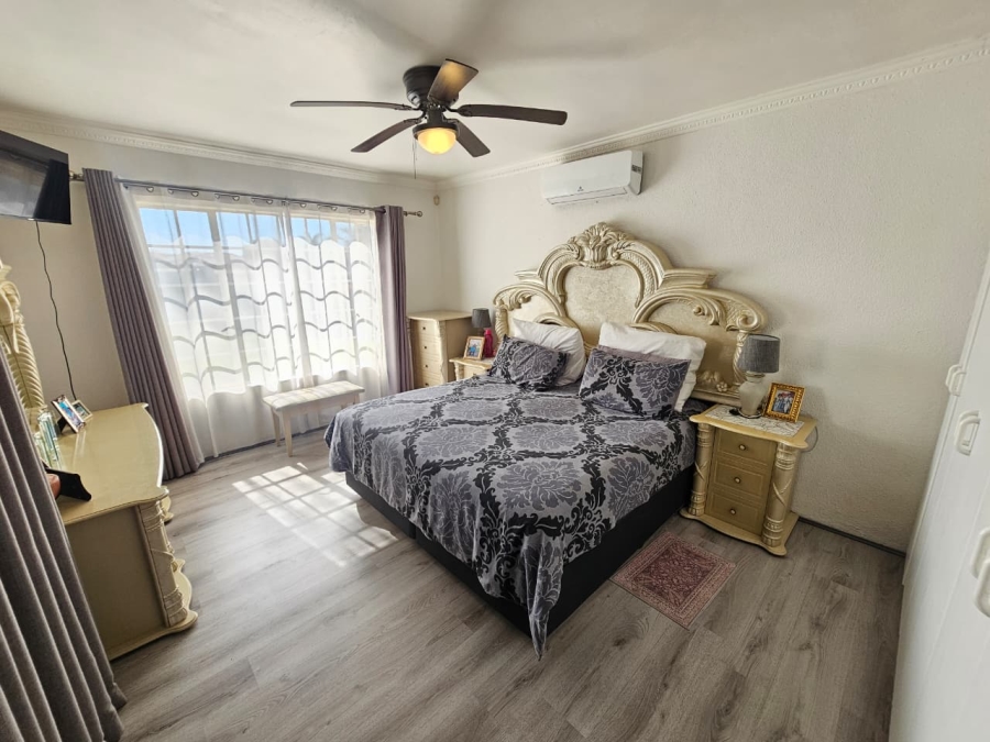3 Bedroom Property for Sale in Heuwelsig Estate Gauteng