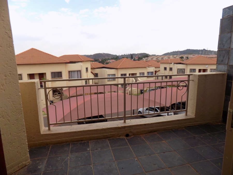 2 Bedroom Property for Sale in Ridgeway Gauteng