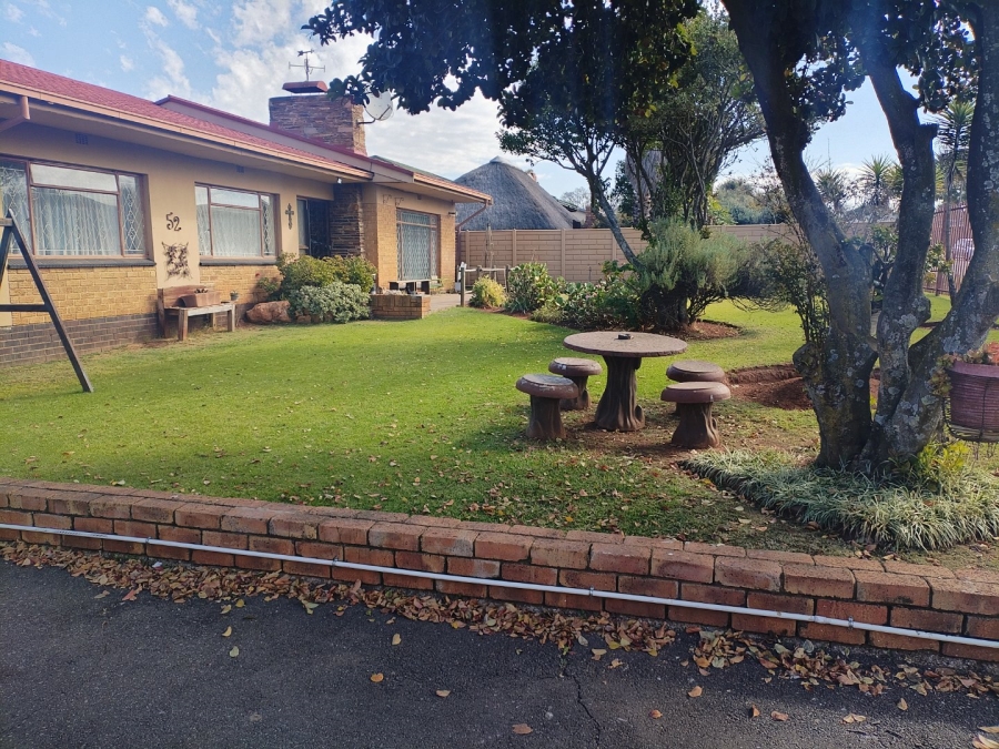 3 Bedroom Property for Sale in Casseldale Gauteng