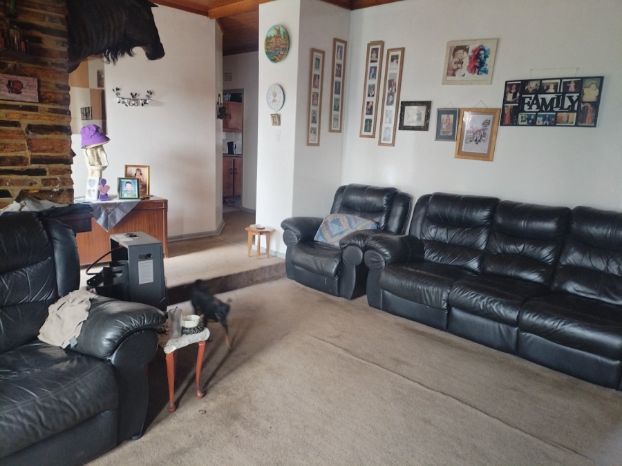 3 Bedroom Property for Sale in Casseldale Gauteng