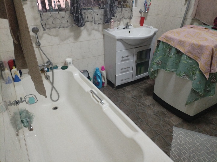 3 Bedroom Property for Sale in Casseldale Gauteng