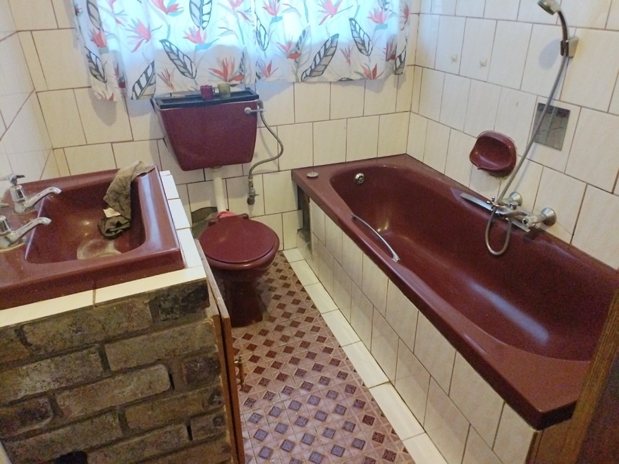3 Bedroom Property for Sale in Casseldale Gauteng