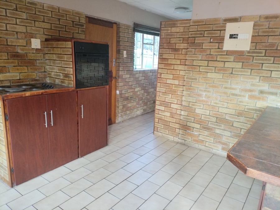 3 Bedroom Property for Sale in Casseldale Gauteng