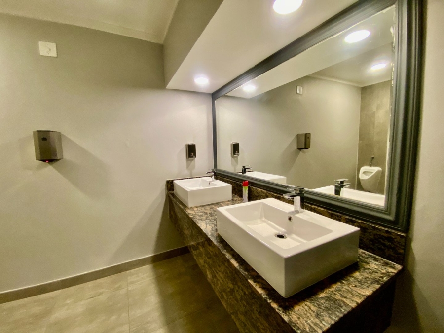 To Let Commercial Property for Rent in Faerie Glen Gauteng