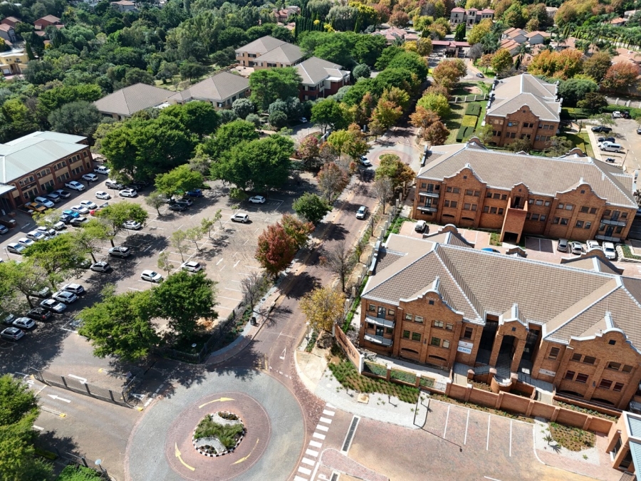 To Let Commercial Property for Rent in Faerie Glen Gauteng