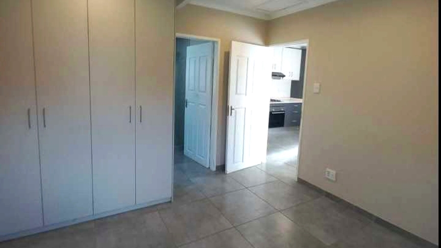 To Let 1 Bedroom Property for Rent in Bedfordview Gauteng