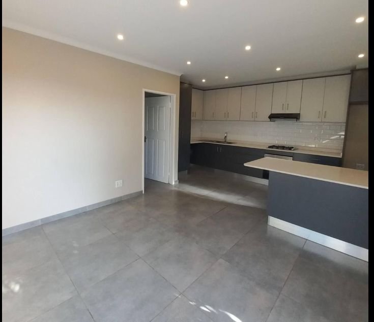 To Let 1 Bedroom Property for Rent in Bedfordview Gauteng