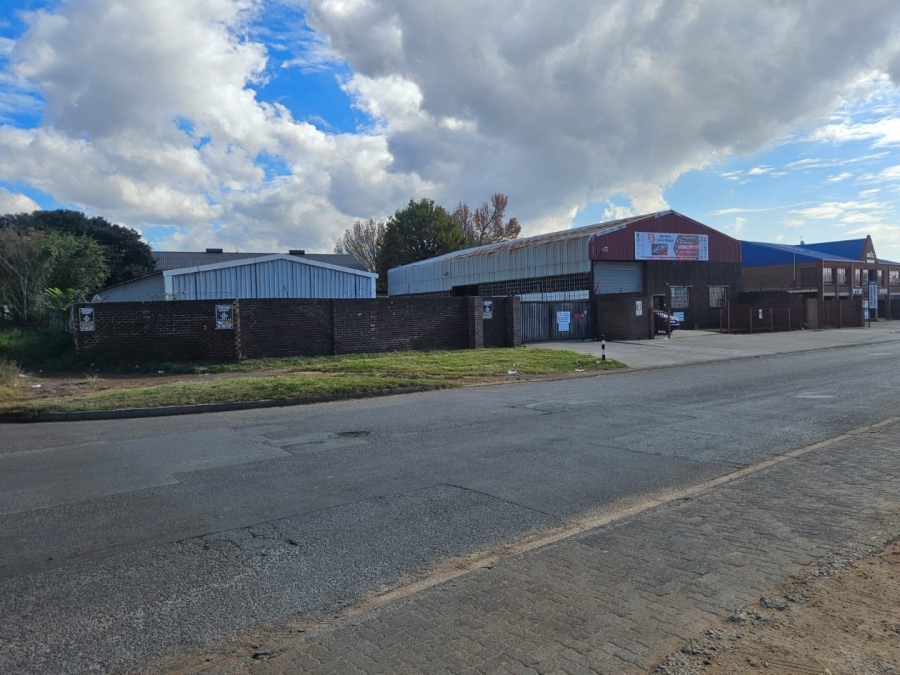 Commercial Property for Sale in Alrode South Gauteng