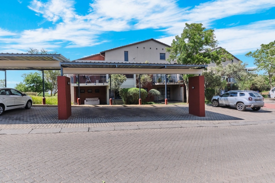 To Let 1 Bedroom Property for Rent in Jackal Creek Golf Estate Gauteng