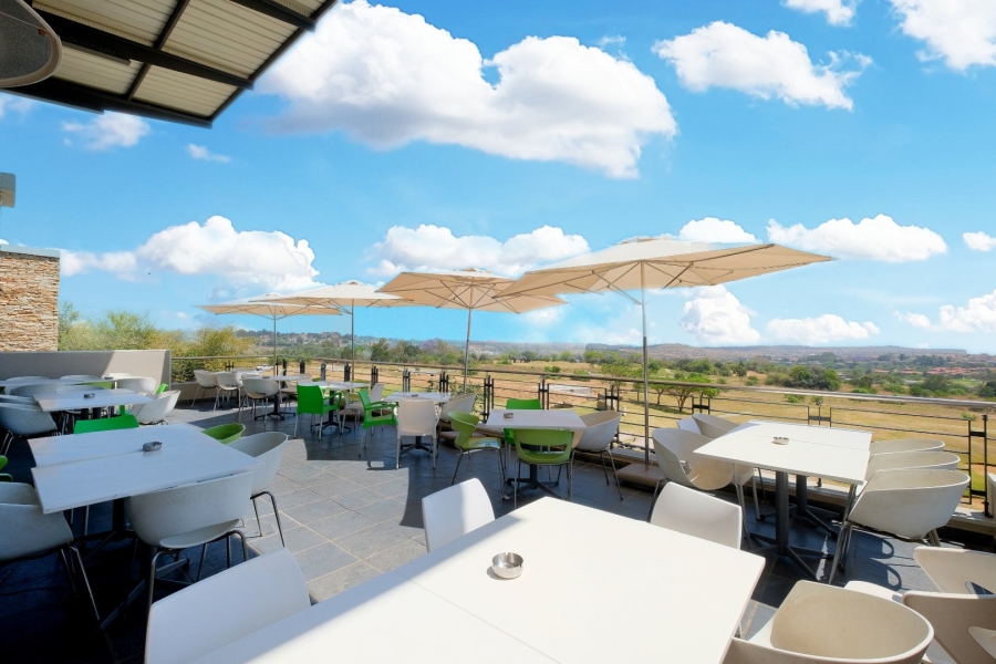To Let 1 Bedroom Property for Rent in Jackal Creek Golf Estate Gauteng