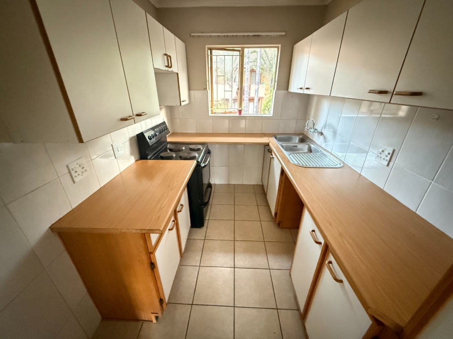 To Let 3 Bedroom Property for Rent in Zwartkop Gauteng
