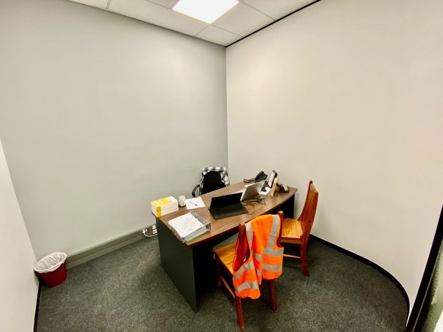 To Let Commercial Property for Rent in Doringkloof Gauteng