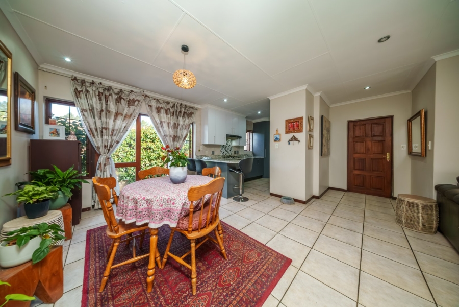 To Let 3 Bedroom Property for Rent in Modderfontein Gauteng